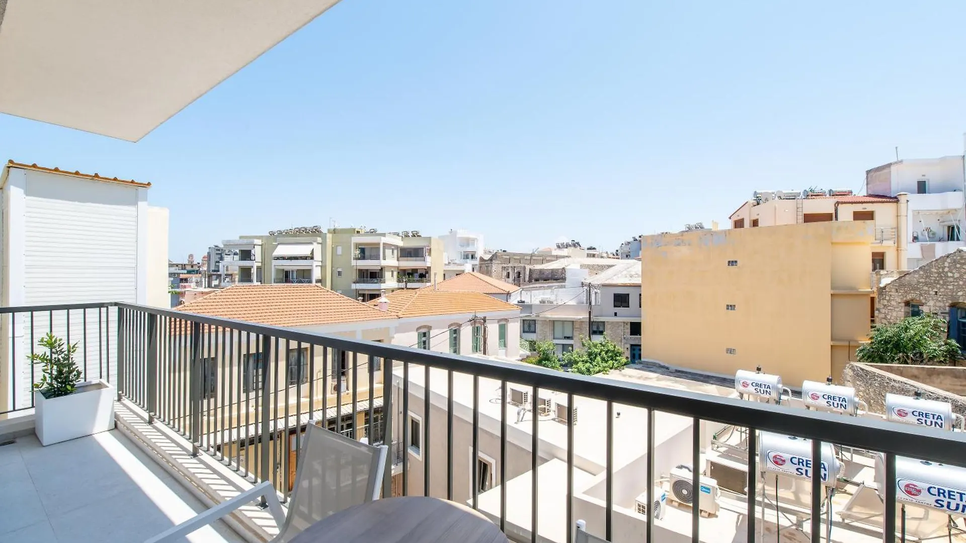 Porta Suites Heraklion  Aparthotel Heraklion (Crete)