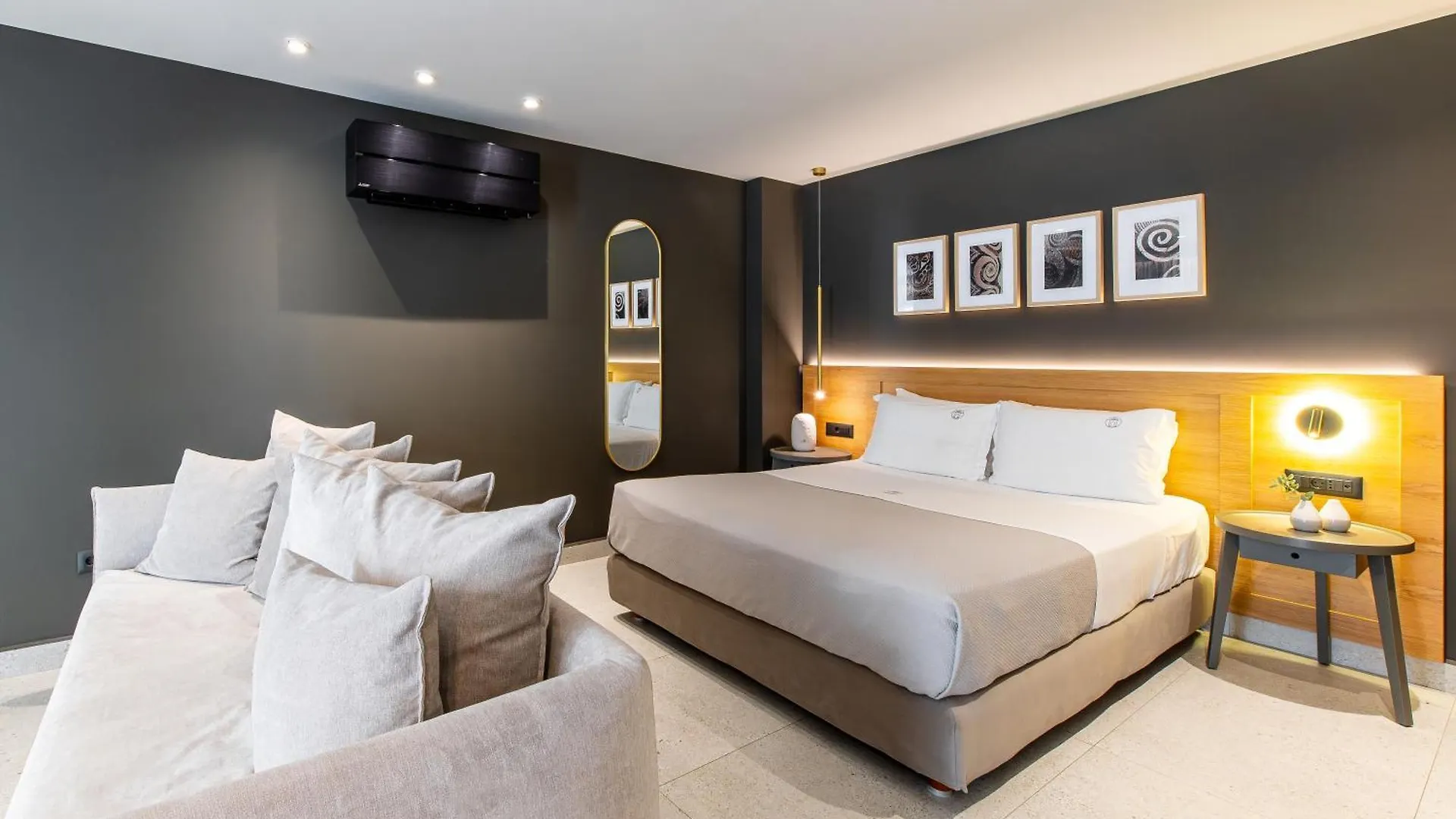 Porta Suites Heraklion  Aparthotel