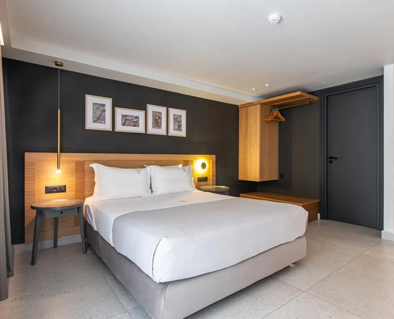 Porta Suites Heraklion  Aparthotel
