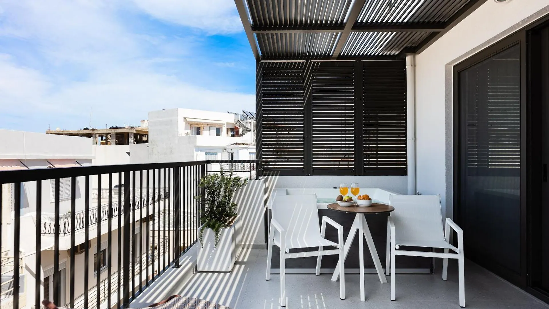 Porta Suites Heraklion  Aparthotel Heraklion (Crete)