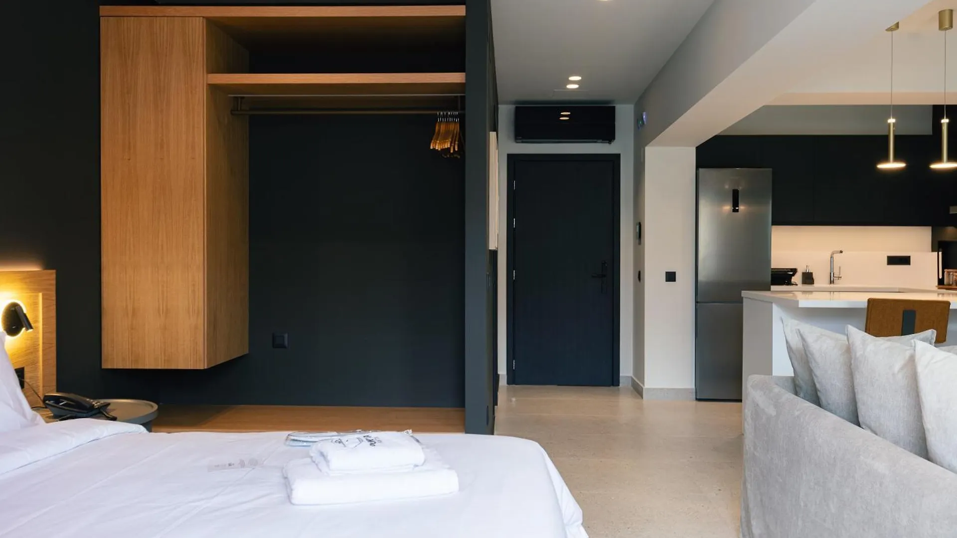 Porta Suites Heraklion  0*, Heraklion (Crete)